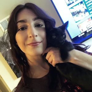 Meet your Posher, Caitlyn